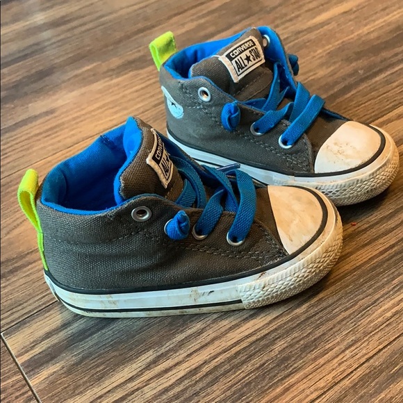 Converse - Picture 2 of 2